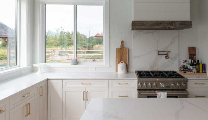 Clean kitchen window